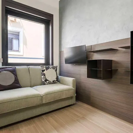 Dhome Apartment *