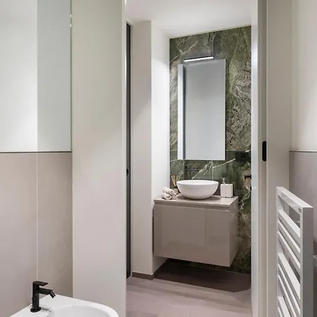 Dhome Apartment *
