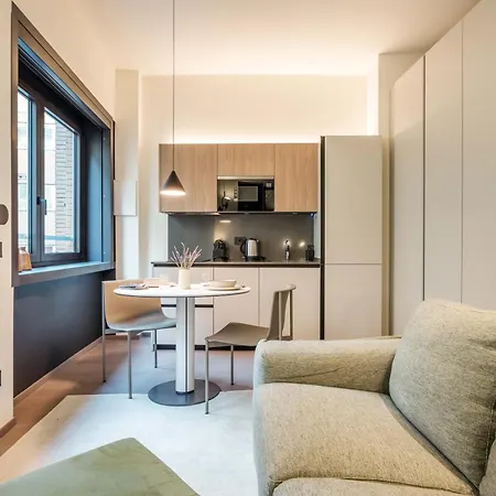 Dhome * Milano
